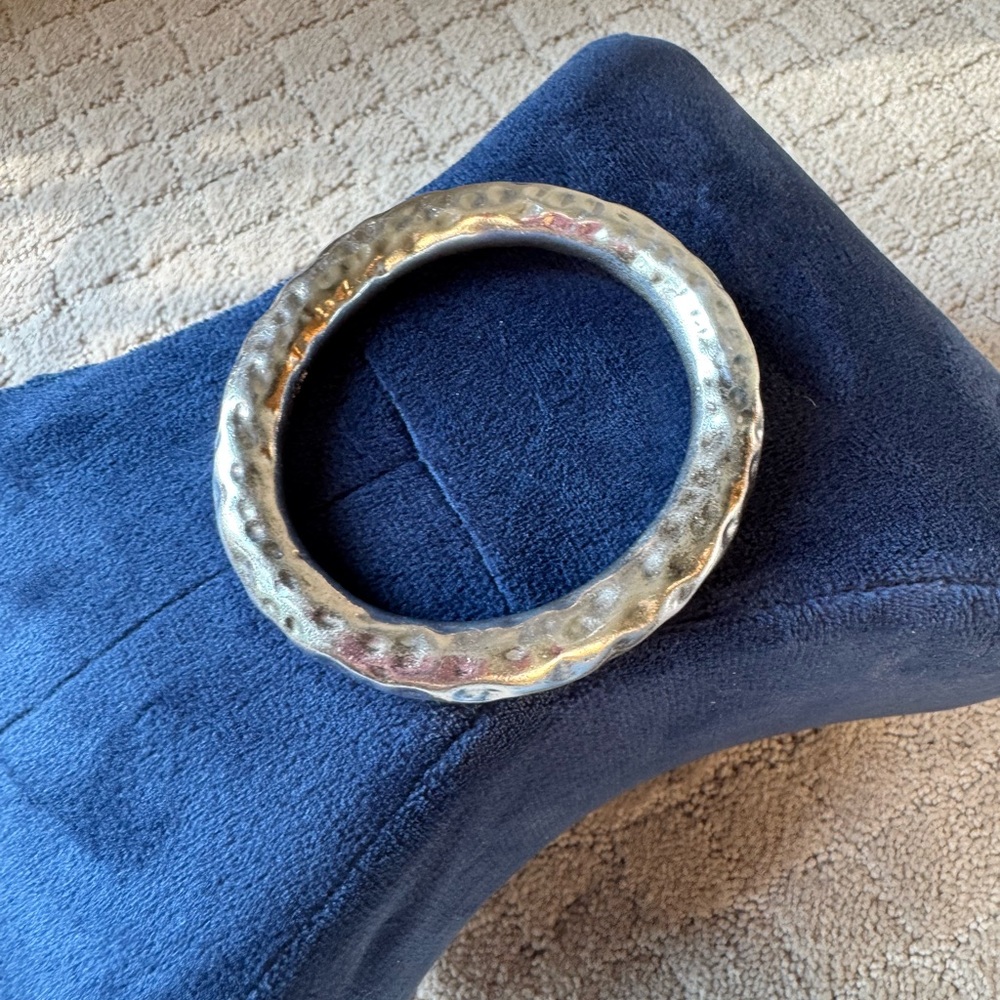 Silpada Heavy Oval Hammered Bangle Bracelet solid sterling silver - Picture 2 of 5